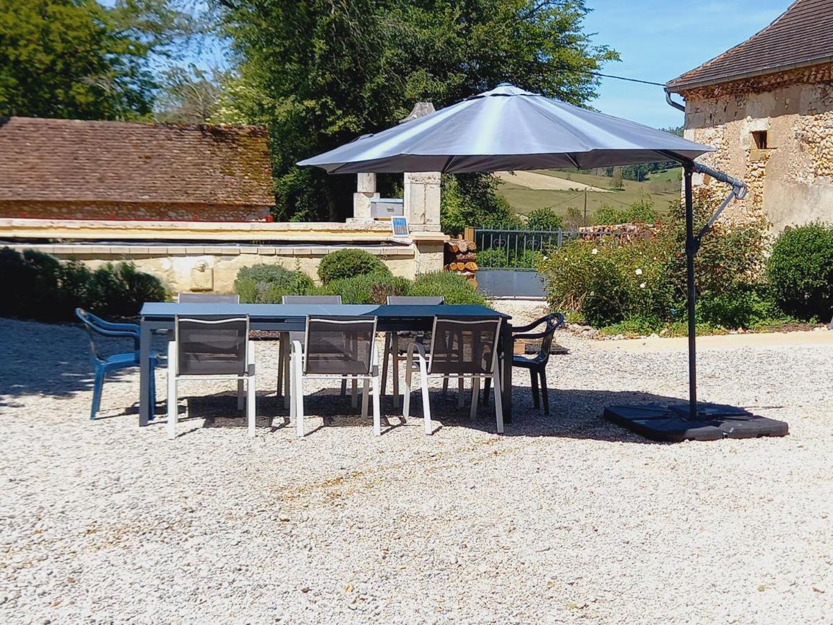 Fossemagne Au Pays De Jacquou : Chambre D'Hotes Et Table D'Hotes מראה חיצוני תמונה